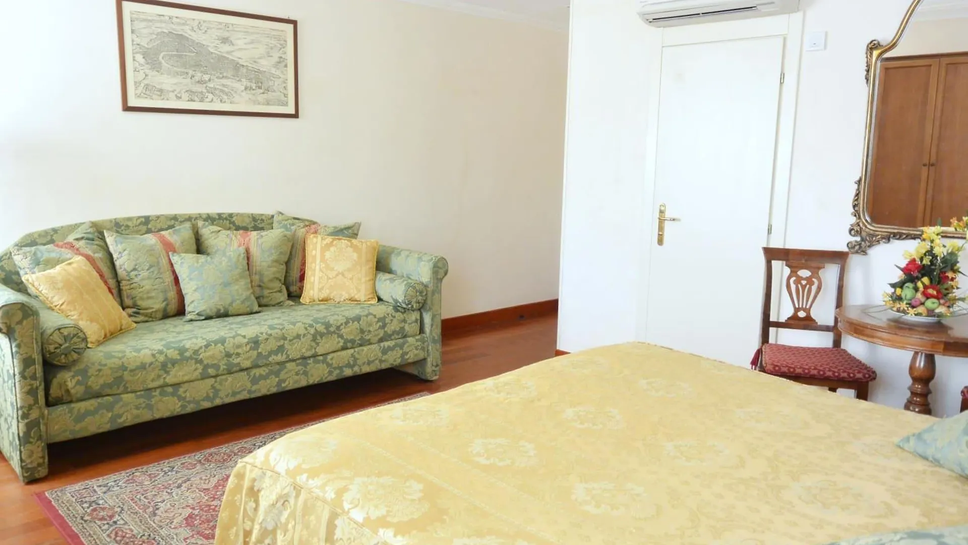 Hotel San Zulian Venedik İtalya