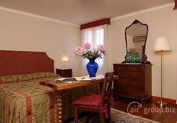 Hotel San Zulian Venedik İtalya